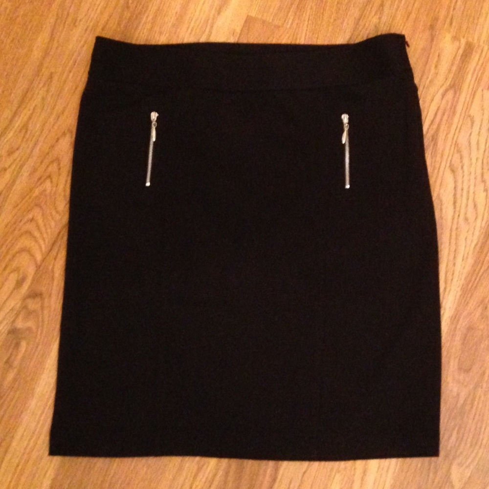 {Black Pencil Skirt}